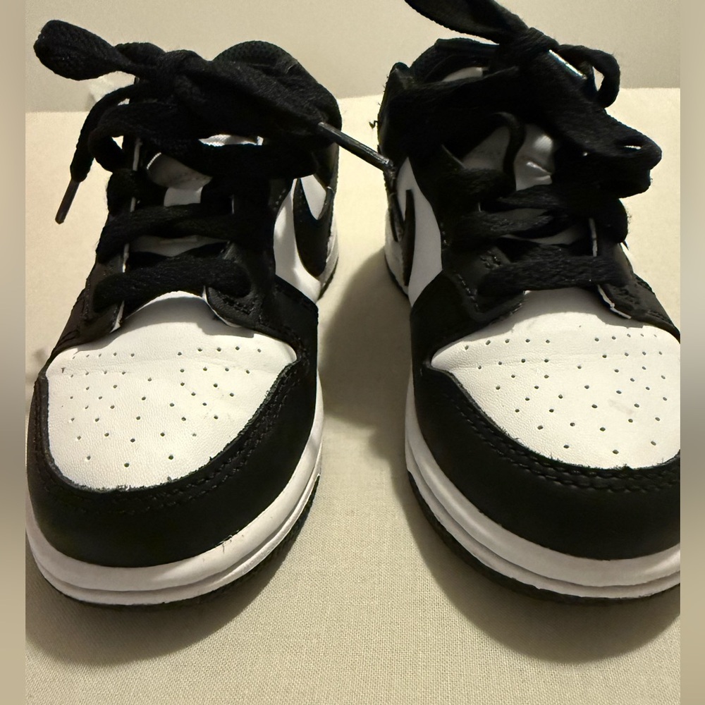 Nike Kids Shoes Black and White